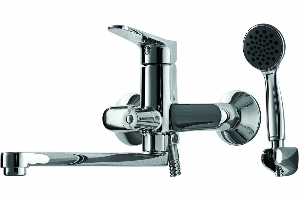 Смеситель для ванны Bravat Eco F6111147C-LB с длинным изливом, шлангом 150 см и душевой лейкой Хром